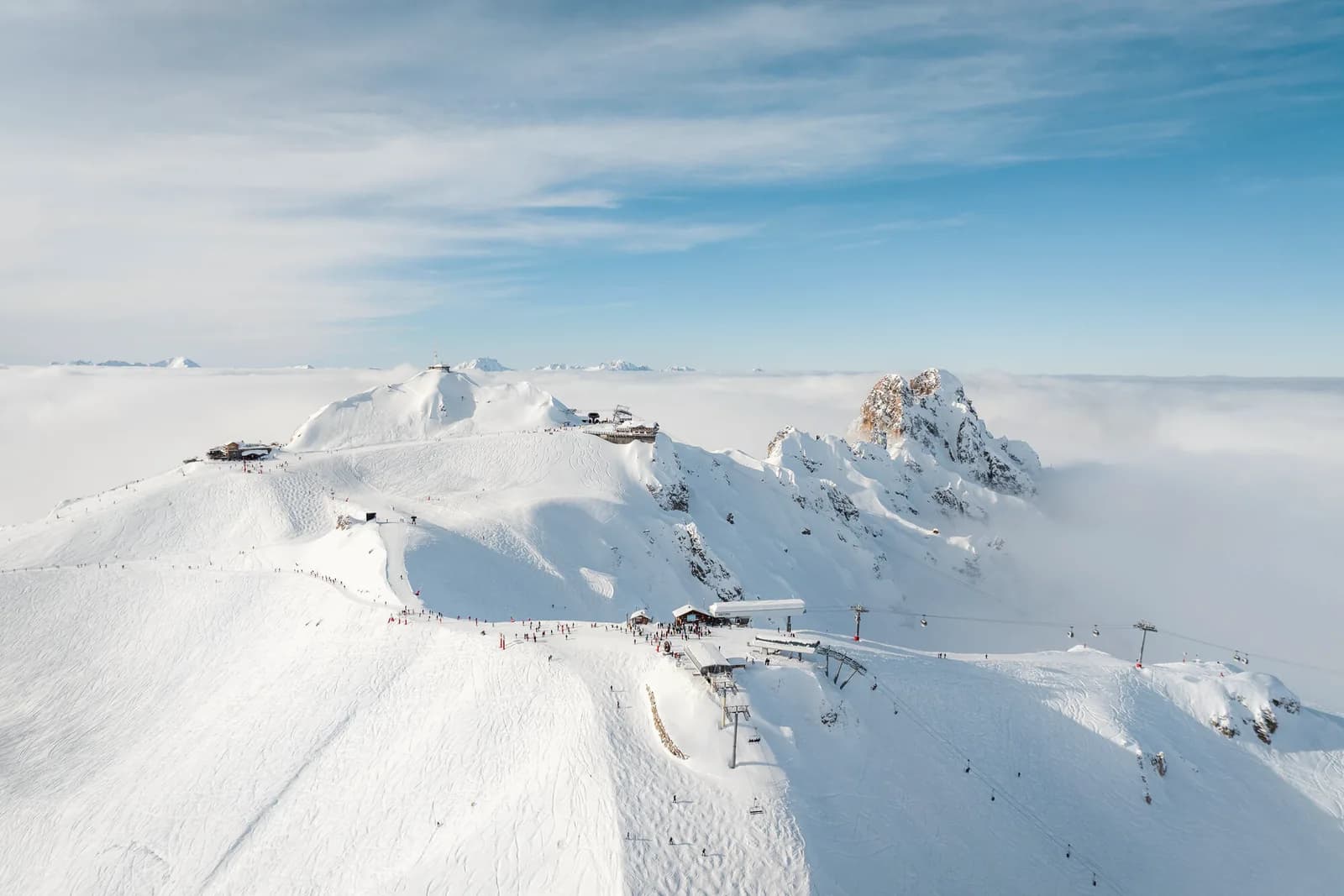 Gipfelgrat über dem Nebelmeer