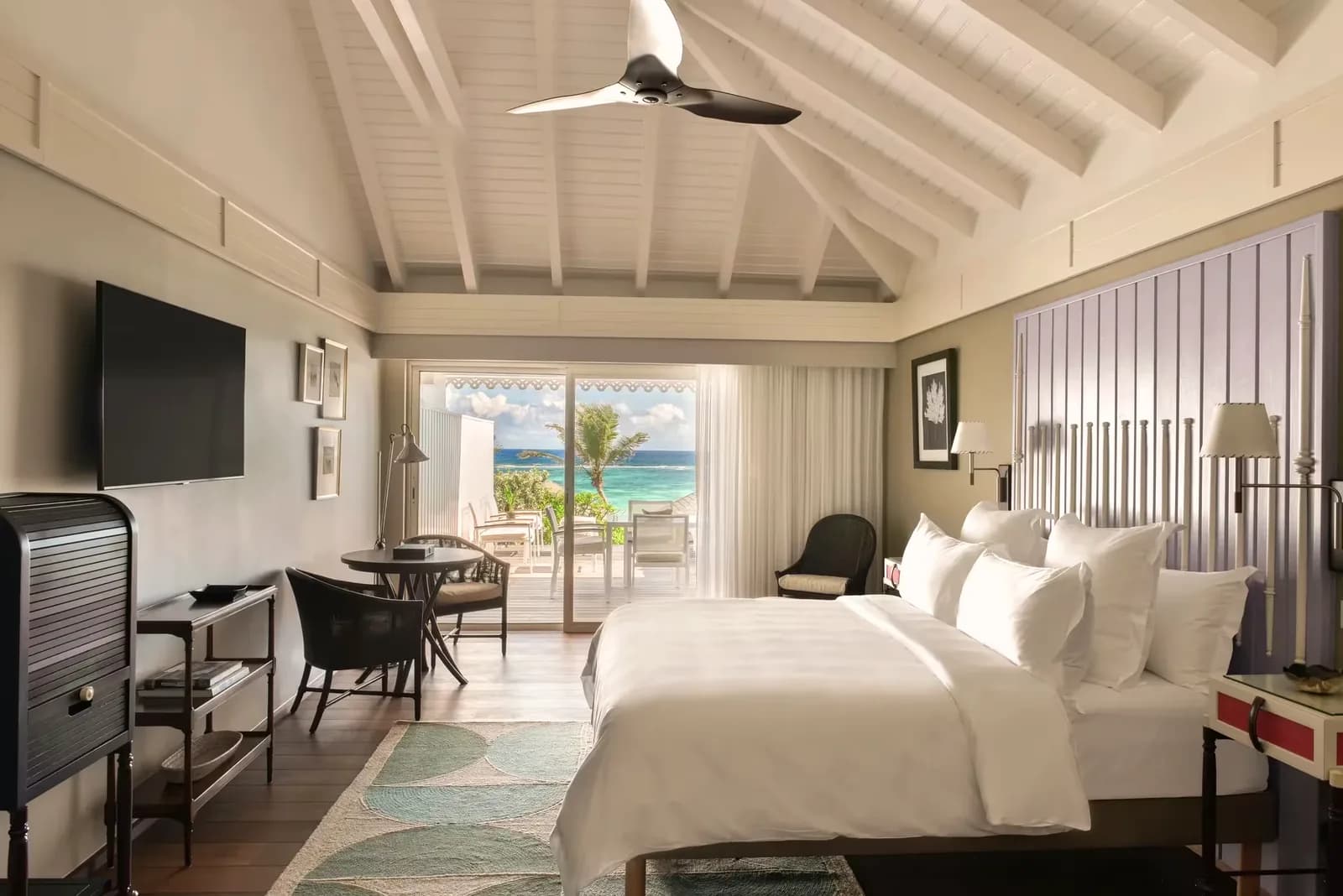 Rosewood Le Guanahani – Ocean Cove Room mit Blick zum Strand