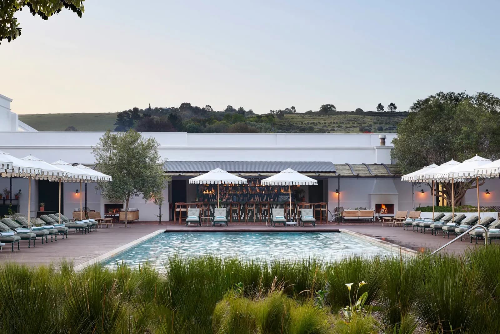Pool und Terrasse des Spier Hotel bei Stellenbosch