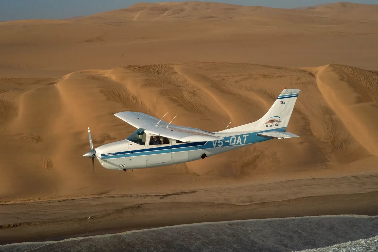 Wo die Namib auf den Atlantik trifft